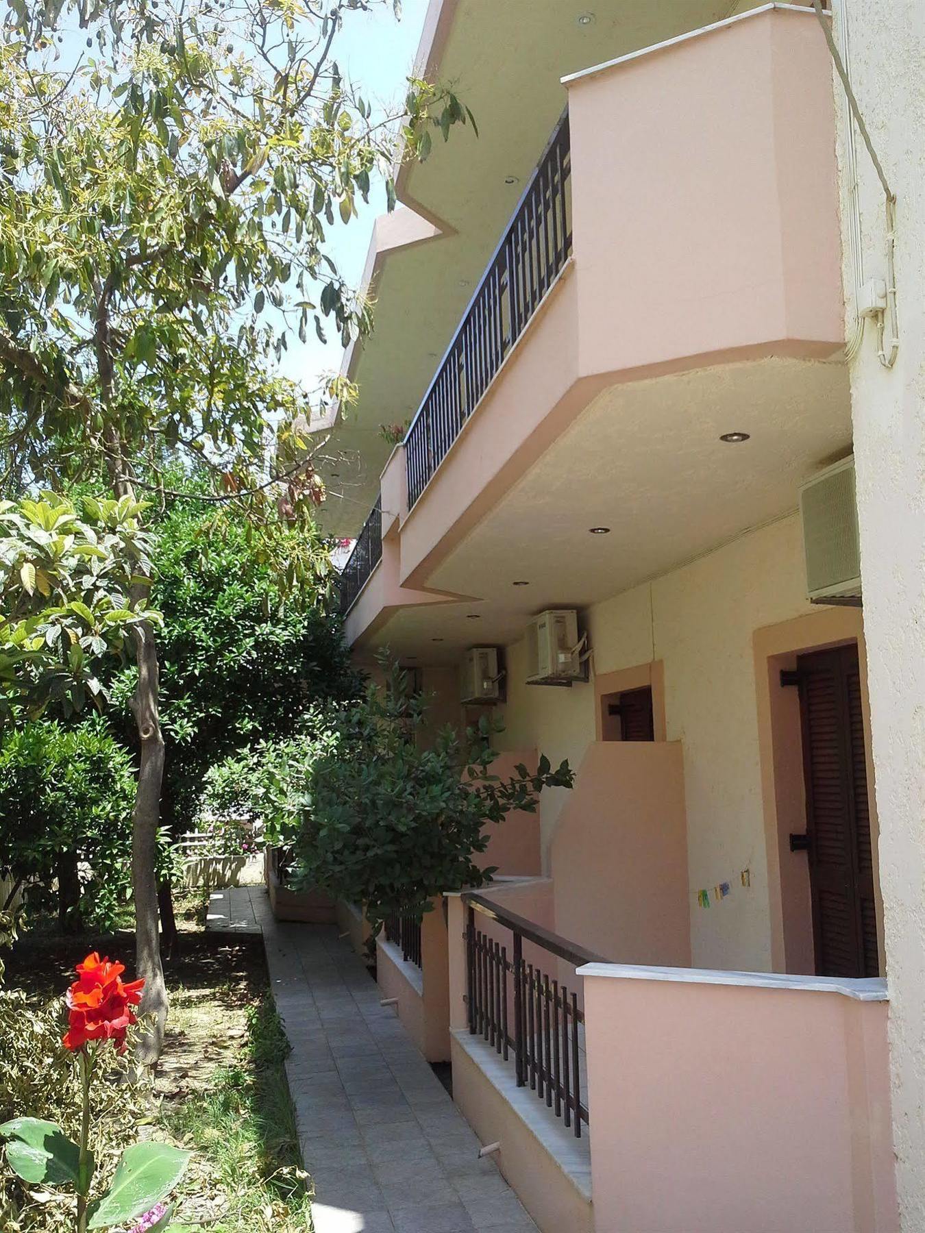 Apartmán Amaril Platanes  Exteriér fotografie